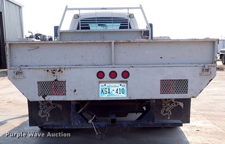 image for item IN9592 2005 Chevrolet C4500  flatbed truck