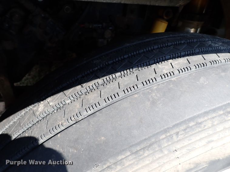 image for item IN9598 2003 Freightliner FLD  dump truck