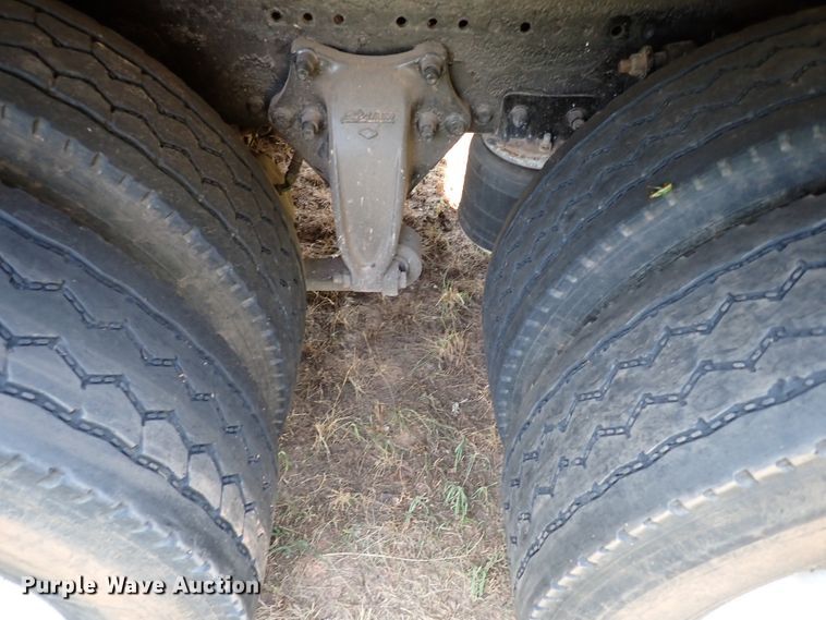 image for item IN9598 2003 Freightliner FLD  dump truck