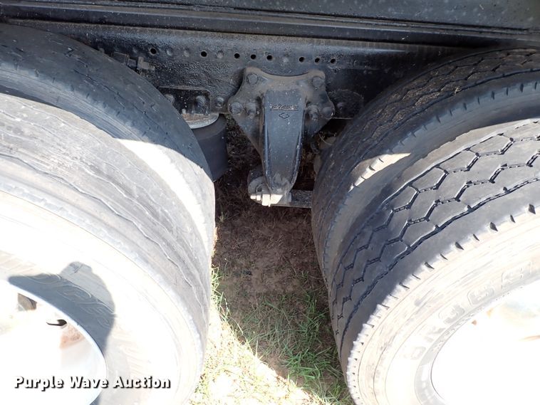 image for item IN9598 2003 Freightliner FLD  dump truck