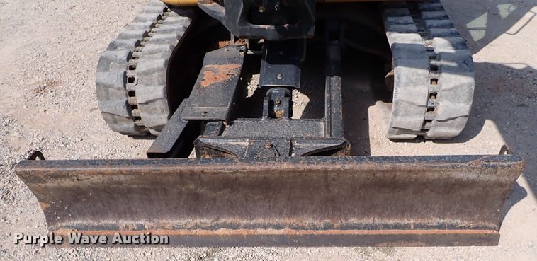 image for item IN9611 2016 John Deere 60G  mini excavator