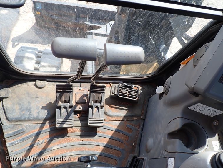 image for item IN9611 2016 John Deere 60G  mini excavator