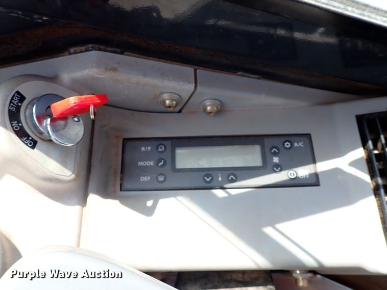 image for item IN9611 2016 John Deere 60G  mini excavator