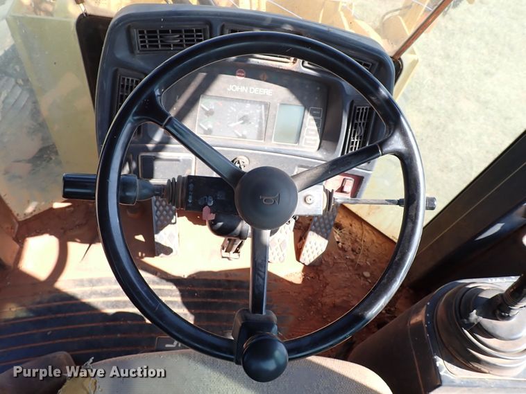 image for item IN9640 1998 John Deere 544H  wheel loader