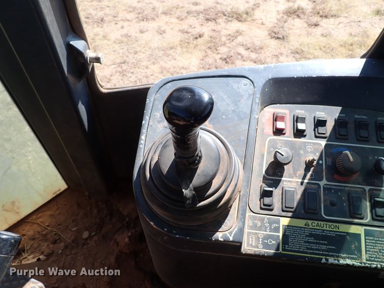 image for item IN9640 1998 John Deere 544H  wheel loader