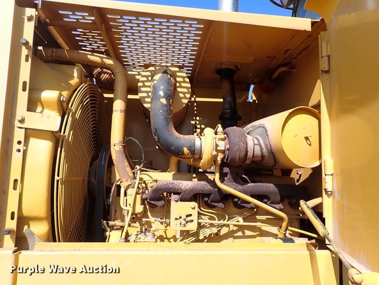 image for item IN9640 1998 John Deere 544H  wheel loader