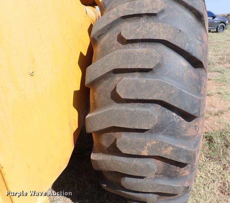 image for item IN9640 1998 John Deere 544H  wheel loader