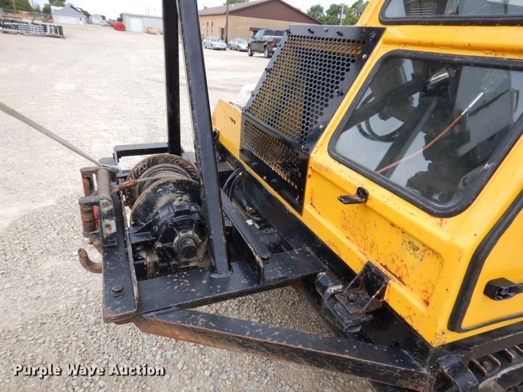 image for item IN9969 1998 Bombardier Muskeg  track carrier with digger derrick