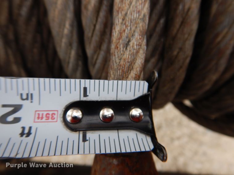 image for item IN9969 1998 Bombardier Muskeg  track carrier with digger derrick