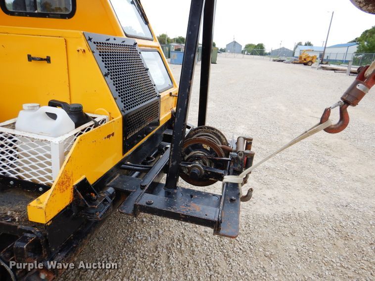 image for item IN9969 1998 Bombardier Muskeg  track carrier with digger derrick