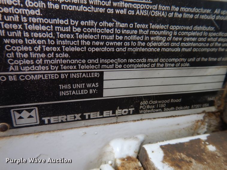 image for item IN9969 1998 Bombardier Muskeg  track carrier with digger derrick