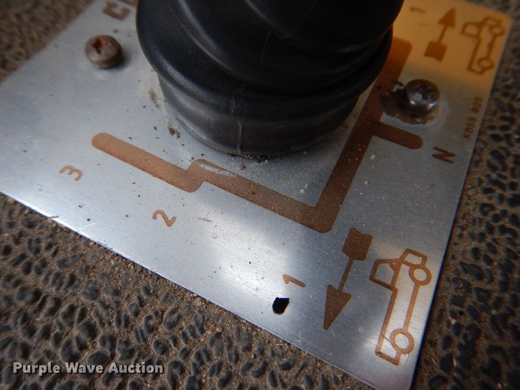 image for item IN9969 1998 Bombardier Muskeg  track carrier with digger derrick