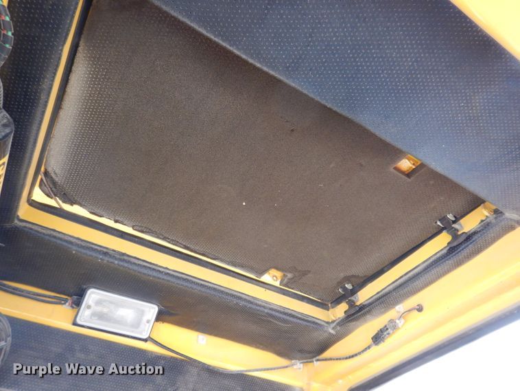 image for item IN9969 1998 Bombardier Muskeg  track carrier with digger derrick