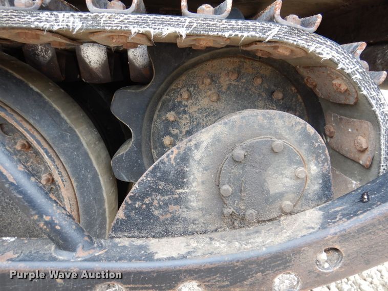 image for item IN9969 1998 Bombardier Muskeg  track carrier with digger derrick