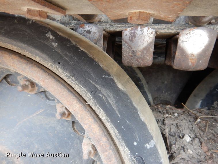 image for item IN9969 1998 Bombardier Muskeg  track carrier with digger derrick