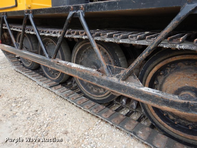 image for item IN9969 1998 Bombardier Muskeg  track carrier with digger derrick