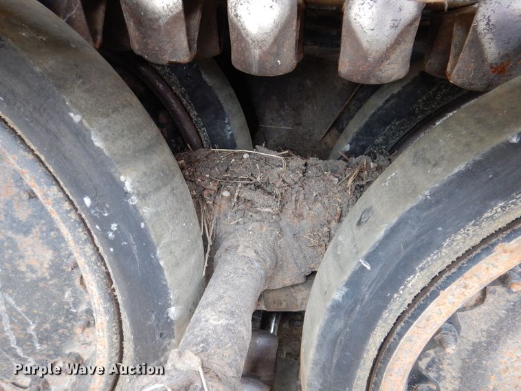 image for item IN9969 1998 Bombardier Muskeg  track carrier with digger derrick