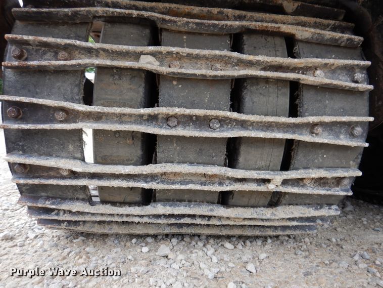 image for item IN9969 1998 Bombardier Muskeg  track carrier with digger derrick