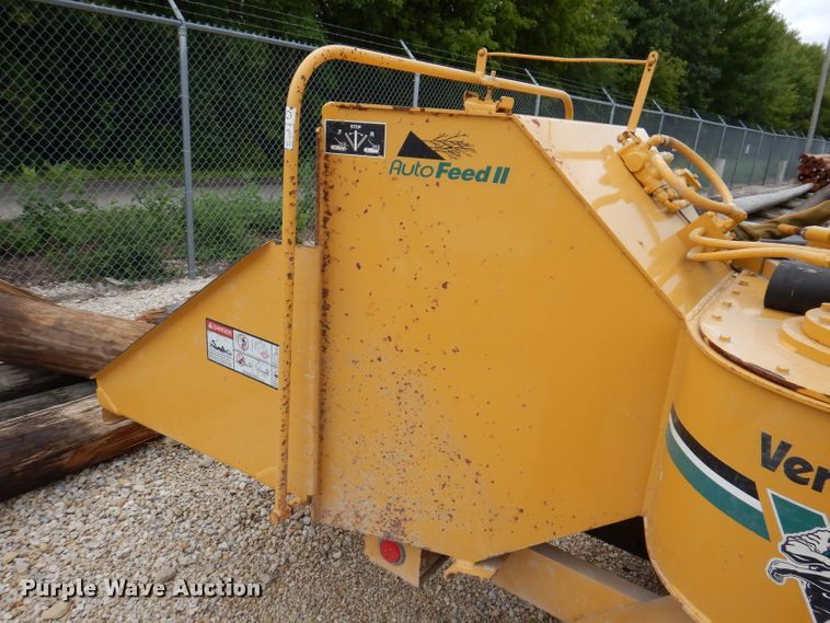 image for item IN9970 Vermeer 1250BC  wood chipper