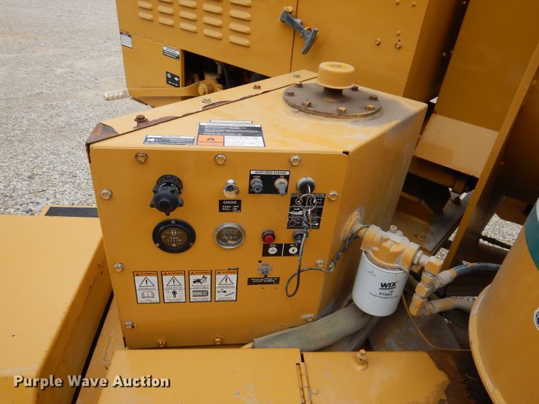 image for item IN9970 Vermeer 1250BC  wood chipper