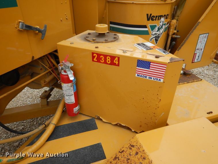 image for item IN9970 Vermeer 1250BC  wood chipper