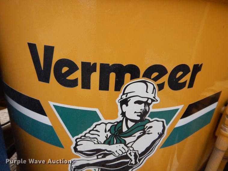 image for item IN9970 Vermeer 1250BC  wood chipper