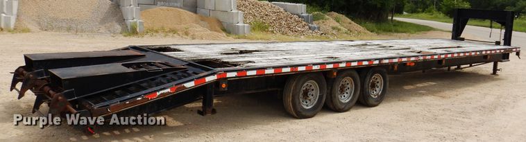 image for item IN9981 2006 B-B FB 8x40GN  equipment trailer