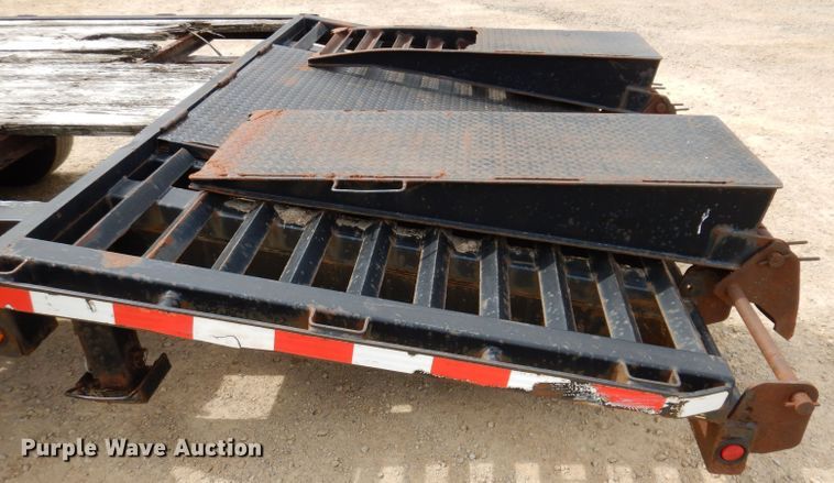 image for item IN9981 2006 B-B FB 8x40GN  equipment trailer