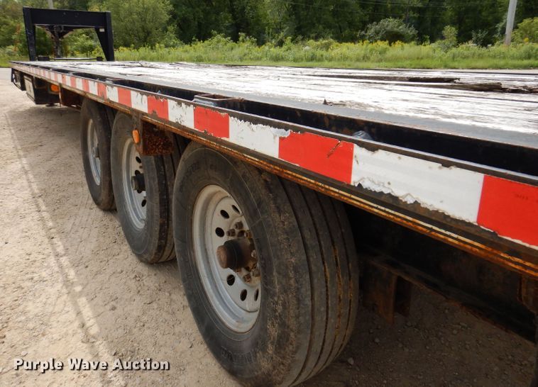 image for item IN9981 2006 B-B FB 8x40GN  equipment trailer
