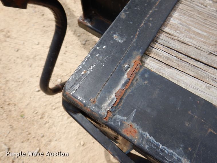 image for item IN9981 2006 B-B FB 8x40GN  equipment trailer