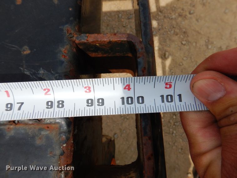 image for item IN9981 2006 B-B FB 8x40GN  equipment trailer