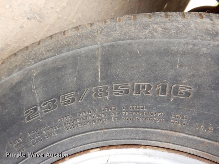 image for item IN9981 2006 B-B FB 8x40GN  equipment trailer