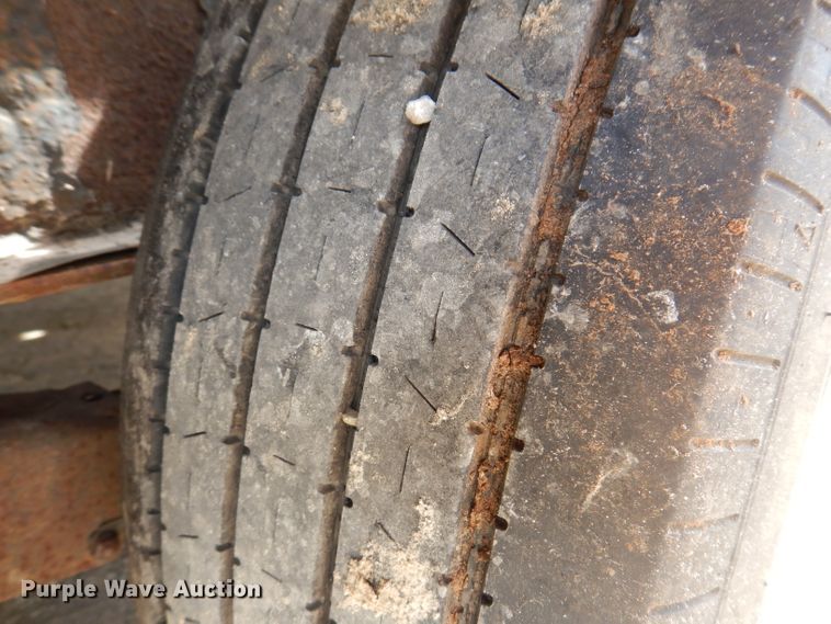 image for item IN9981 2006 B-B FB 8x40GN  equipment trailer