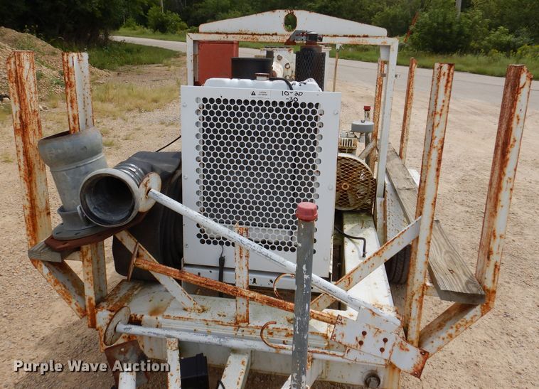 image for item IN9982 Water pump