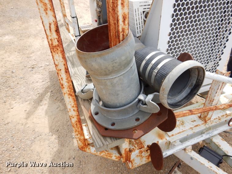 image for item IN9982 Water pump