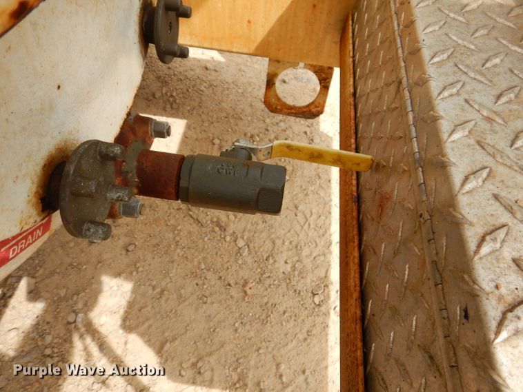 image for item IN9982 Water pump