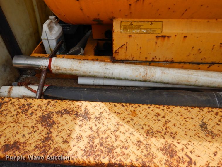 image for item IN9983 2004 Vac-Tron PMD 550SDT  vacuum excavator