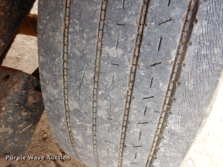 image for item IN9983 2004 Vac-Tron PMD 550SDT  vacuum excavator