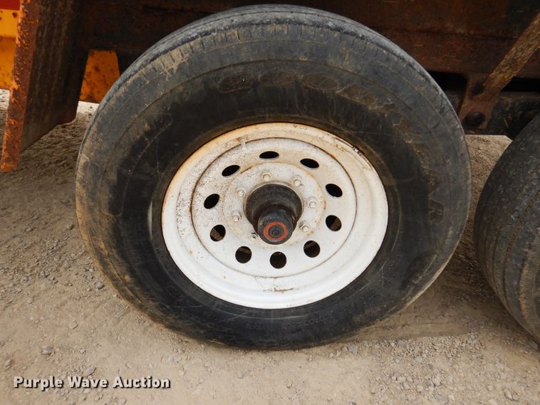 image for item IN9983 2004 Vac-Tron PMD 550SDT  vacuum excavator