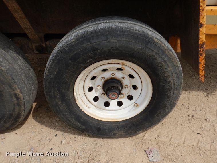 image for item IN9983 2004 Vac-Tron PMD 550SDT  vacuum excavator