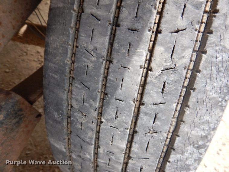 image for item IN9983 2004 Vac-Tron PMD 550SDT  vacuum excavator