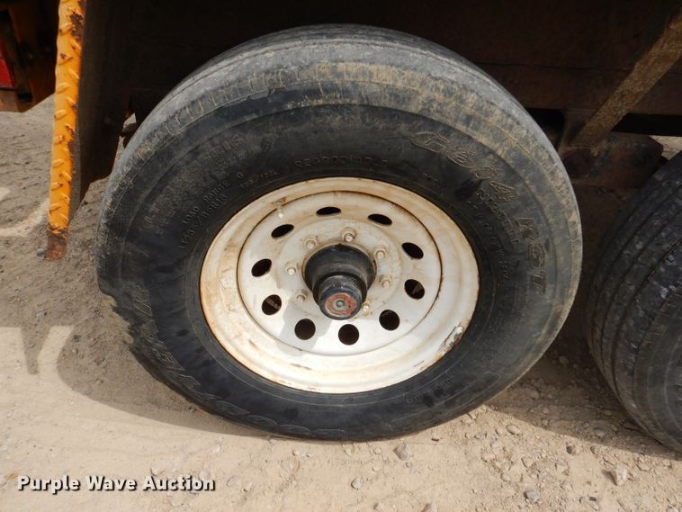 image for item IN9983 2004 Vac-Tron PMD 550SDT  vacuum excavator