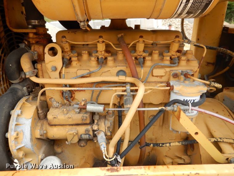 image for item IN9984 1987 Caterpillar CP-323  single drum vibratory roller