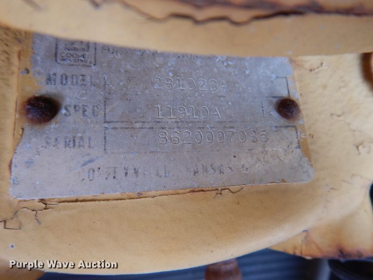 image for item IN9984 1987 Caterpillar CP-323  single drum vibratory roller