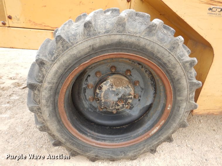 image for item IN9984 1987 Caterpillar CP-323  single drum vibratory roller