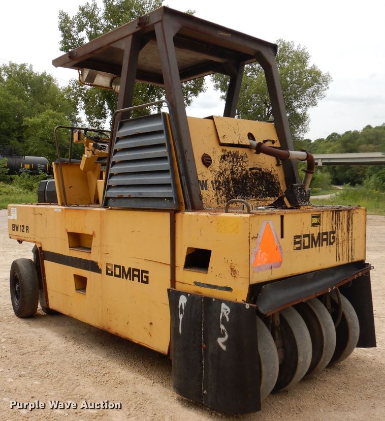 image for item IN9985 Bomag BW12R  pneumatic roller