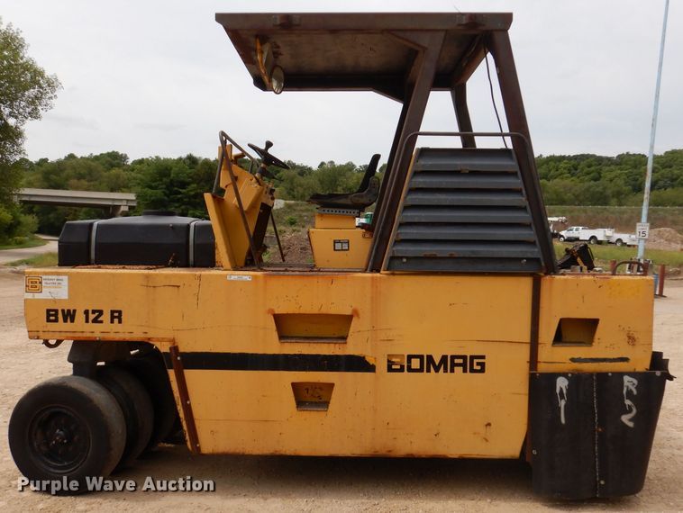 image for item IN9985 Bomag BW12R  pneumatic roller