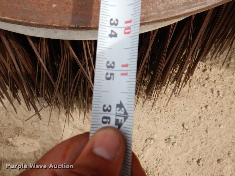 image for item IN9986 1997 Mobil Sweeper 3WS  street sweeper