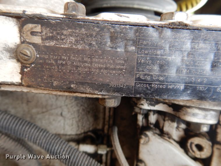 image for item IN9986 1997 Mobil Sweeper 3WS  street sweeper