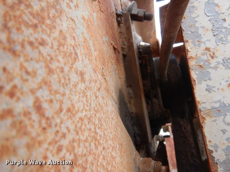 image for item IN9987 Cedarapids  screen